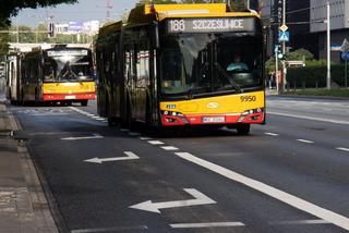 Radni chcieli likwidacji buspasa na Ochocie. Miasto go broni i zapowiada 38 km dróg dla autobusów