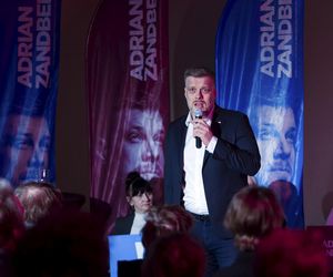 Adrian Zandberg nie poprze żadnego z kandydatów. Polityk wyjaśnia dlaczego