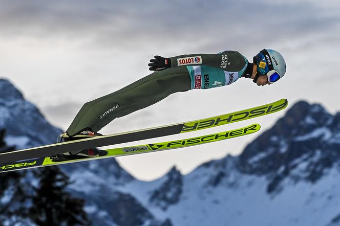 W sobotę odbył się po raz trzeci w historii skoków narciarskich konkurs drużynowy pań i panów