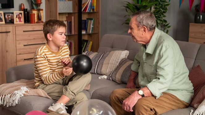 Barwy szczęścia odc. 3141. Ksawery (Bartosz Gruchot), Czesław Zarzeczny (Marian Jaskulski)