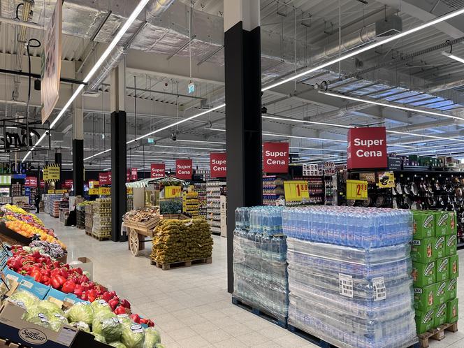 Tłumy gorzowian pojawiły się na otwarciu hipermarketu Carrefour w pasażu handlowym S1