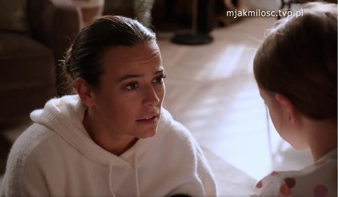 M jak miłość odc. 1735 po wakacjach 2023. Magda (Anna Mucha), Nadia (Mira Fareniuk)