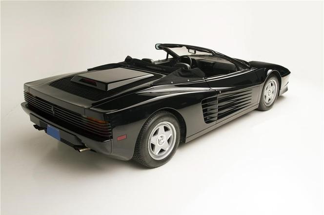 Ferrari Testarossa którym jeździł Michael Jackson