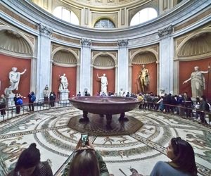 Jedna z najpiękniejszych sal w Muzeach Watykańskich jest już otwarta po renowacji. Wewnątrz wyjątkowe dzieła Rafaela