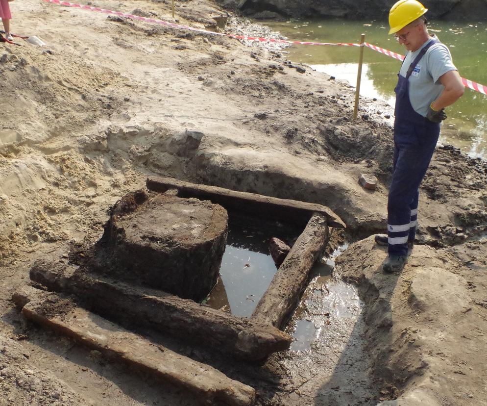 Wiemy więcej w sprawie studni odkopanej przy ul. Fordońskiej. Miłośników zabytków to raczej nie ucieszy [GALERIA]