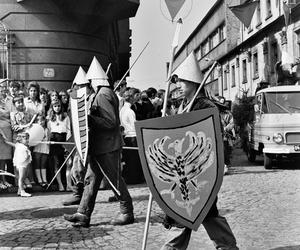 Pochód gwarkowski w latach 60. i 70.  Ale stroje! 