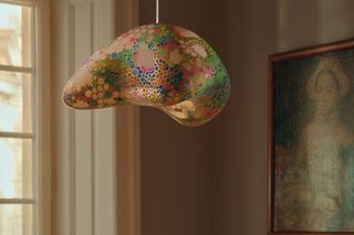 Rzeźbiarskie lampy znanych polskich artystów na jubileuszowej aukcji Przyjaciół Muzeum Narodowego w Warszawie