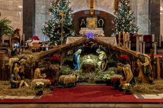 Bożonarodzeniowe szopki w kościołach w Bytomiu