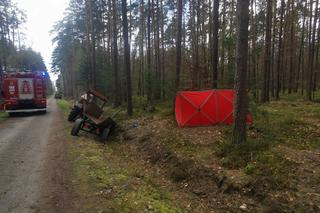  Tragiczny wypadek ciągnika w Brzózie Królewskiej. Nie żyje 34-latek [GALERIA]