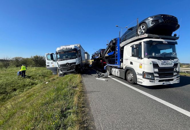 Karambol na S8. Są ofiary śmiertelne