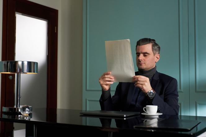 Mecenas Porada, odcinek 1: mecenas Wyrzykowski (Antoni Pawlicki)