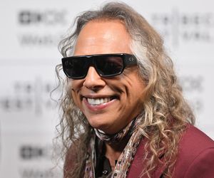 Kirk Hammett (Metallica) o kolekcjonowaniu pamiątek z horrorów. To mnie inspiruje muzycznie