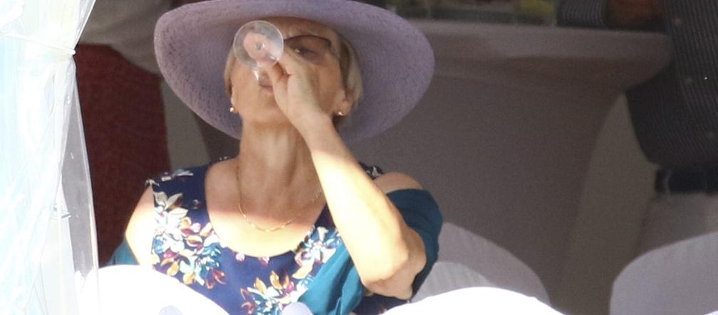 Lejdi Wałęsa na wyścigach konnych