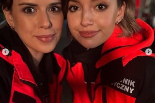 Na sygnale na planie. Britney (Paulina Zwierz), Martyna (Monika Mazur)