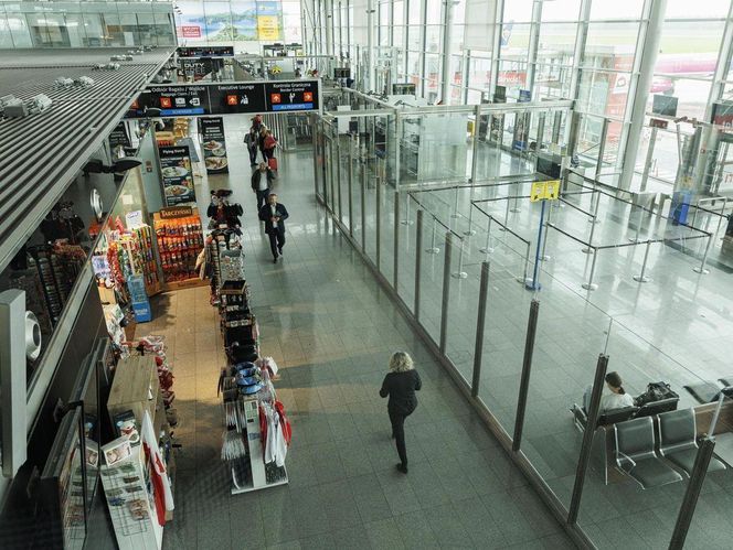 Lotnisko we Wrocławiu.