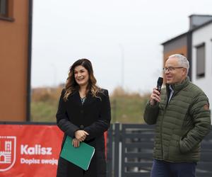 Parapetówka na Osiedlu Dębowym w Kaliszu. Mieszkańcy czekali na to od 4 lat