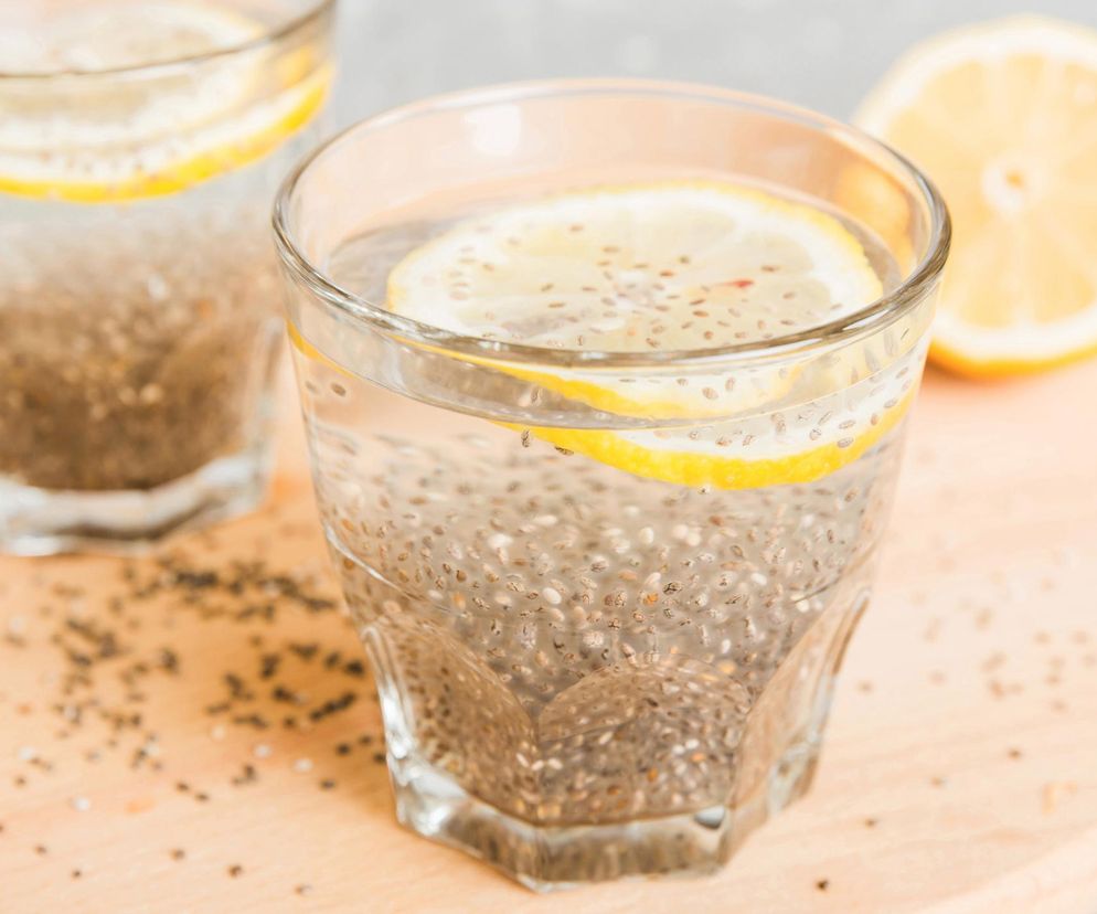 Co pić rano, żeby schudnąć? Te 5 napojów spala tłuszcz, ale zachowaj ostrożność