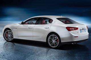 Maserati Ghibli 2014: Pierwsze oficjalne ZDJĘCIA