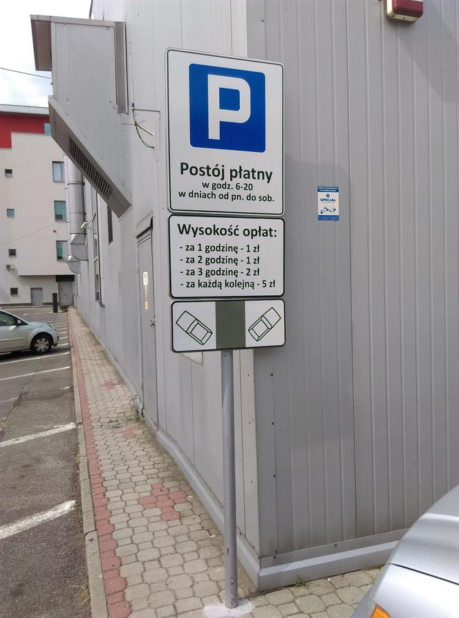 Parking jest płatny