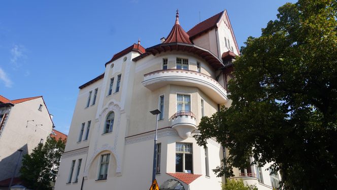 To jedna z piękniejszych kamienic w Olsztynie. Przetrwała wojnę