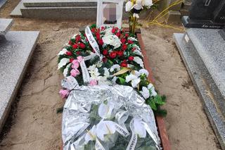 Mama Igi wyszła ze szpitala i w końcu pożegnała zamordowaną córeczkę