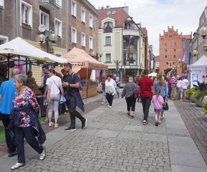 Dni Olsztyna 2025. Dziesiątki wystawców i setki olsztynian na Jarmarku Jakubowym