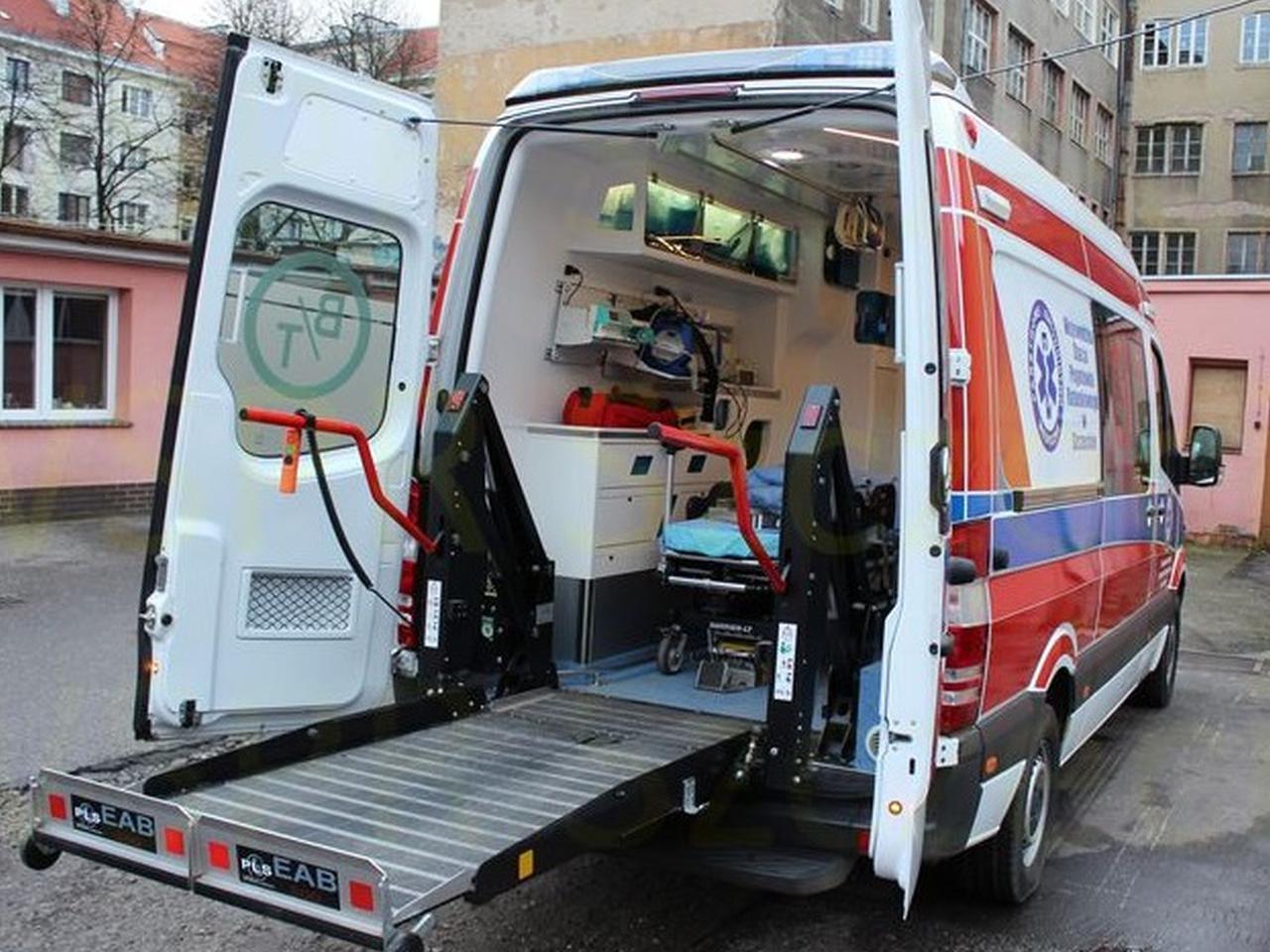 Karetka dla pacjentów z otyłością olbrzymią w Szczecinie  