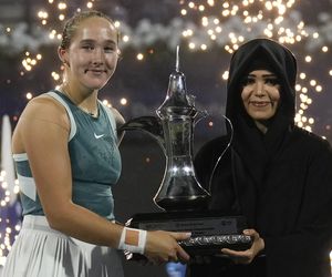 Mirra Andriejewa ograła Igę Świątek, a potem poszła na całość! Najmłodsza triumfatorka WTA 1000