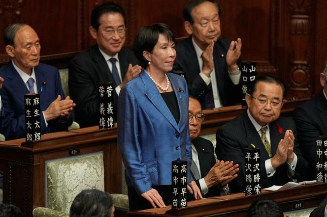 Historyczna zmiana w Japonii. Wybrano pierwszą kobietę na stanowisko premiera. Czy konserwatystka uratuje gospodarkę?