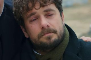 Miłość i nadzieja. Matka Elif obwina Kuzeya na cmentarzu 