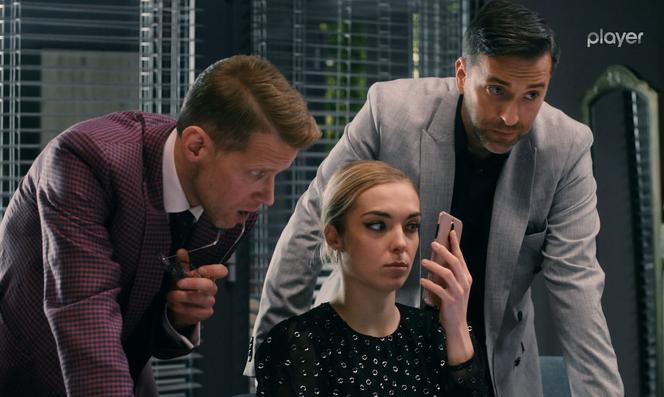 BrzydUla 2 sezon odc. 75. Marek (Filip Bobek), Sebastian (Łukasz Garlicki), Nadia (Magdalena Koleśnik)