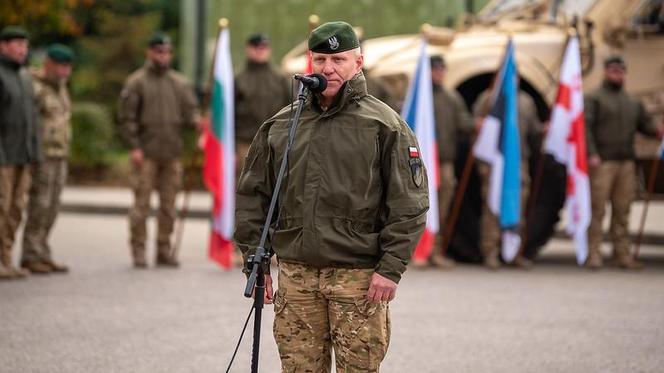 Krakowscy specjalsi z certyfikatem NATO. Gratulował im minister Błaszczak