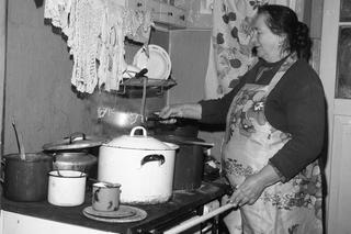 Jak wyglądała kuchnia w PRL? Zobacz kuchnie w latach 60., 70., 80. Zdjęcia