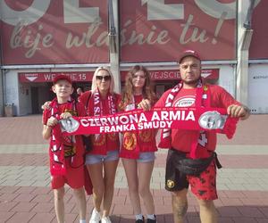 Widzew - Radomiak. Wzruszające pożegnanie Franciszka Smudy. Czerwona Armia pamięta ukochanego trenera