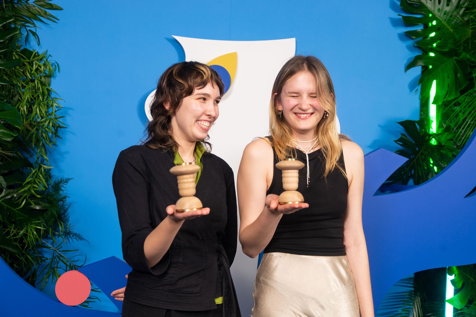 Finalistki konkursu Young Design 2025: Weronika Mikłusiak i Magdalena Znamienkiewicz