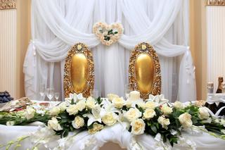 złote dekoracje ślubne
