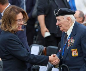81. rocznica Powstania Warszawskiego. Uroczysta msza święta na pl. Krasińskich