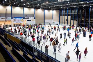 Najlepsze lodowiska w Warszawie. Sprawdź, gdzie wybrać się na łyżwy w stolicy 