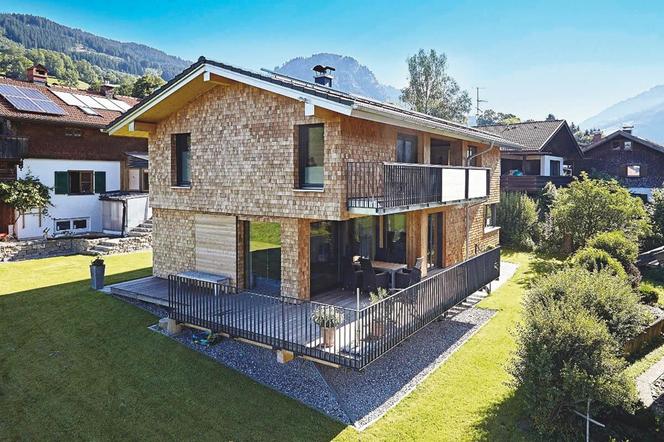 Drewno księżycowe - czym jest tarcica o tajemniczych właściwościach?