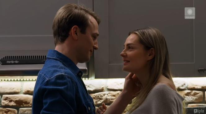 	Przyjaciółki 15 sezon, odc. 179: Inga (Małgorzata Socha), Maks (Mateusz Janicki)