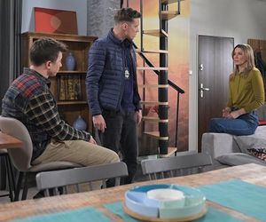 Pierwsza miłość, odcinek 4029: Alan (Alan Andersz), Kalina (Magdalena Wieczorek), Piotrek (Michał Mikołajczak)