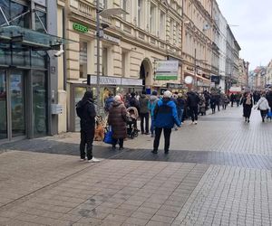 Tłusty Czwartek 2025. Tak wyglądają kolejki w Poznaniu