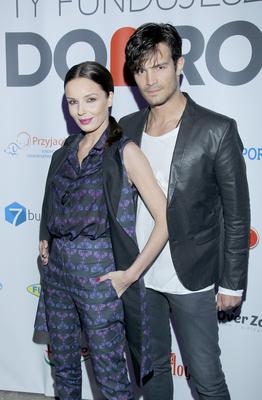 Mikołaj Krawczyk ściął włosy! Prawdziwe z niego ciacho!