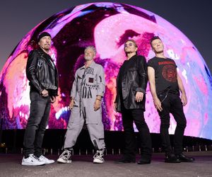 U2