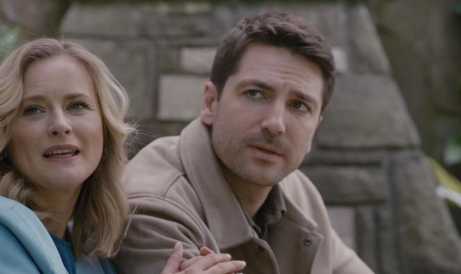 M jak miłość odc. 1881. Dima (Michaił Pszeniczny), Julia (Marta Chodorowska)