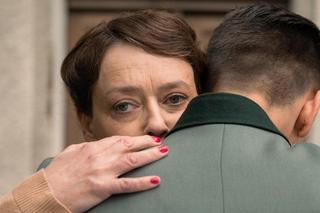 Zatoka szpiegów odc. 7. Franz Neumann (Bartosz Gelner), Rosa (Anna Radwan)
