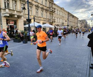 Rossmann Run 2025. Tłumy biegaczy wzięły udział w biegu ulicą Piotrkowską