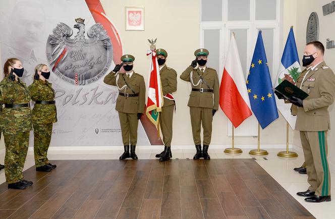 Warmińsko-mazurskie. Nowi funkcjonariusze ze straży granicznej złożyli ślubowanie [ZDJĘCIA]