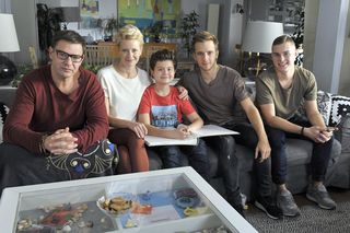 Co wydarzy się w nowych odcinkach Rodzinki.pl? Adam Zdrójkowski pokazał zdjęcia z planu serialu