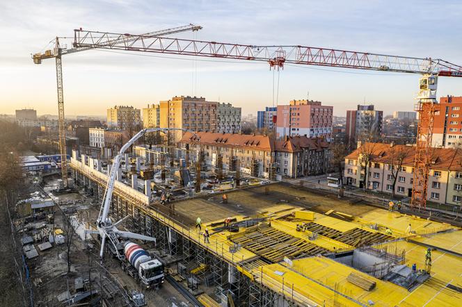 Centrum przesiadkowe w centrum Zabrza. Prace idą pełną parą